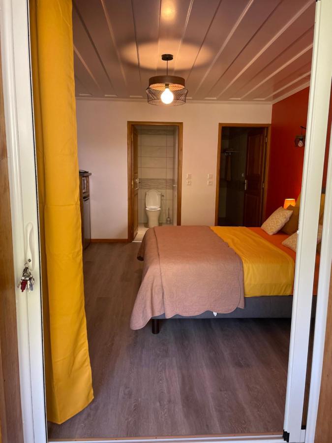 Bec Roz' Apartment Салази Екстериор снимка