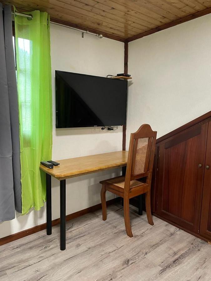Bec Roz' Apartment Салази Екстериор снимка